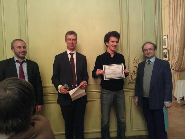 Remise du Prix AEE 2012 à Adrien Vogt-Schilb par L.David, C.Bonnery, JM.Trochet